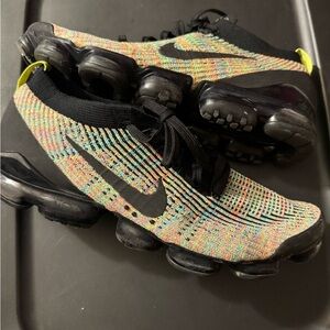 Nike Multicolor Flyknit Sneakers